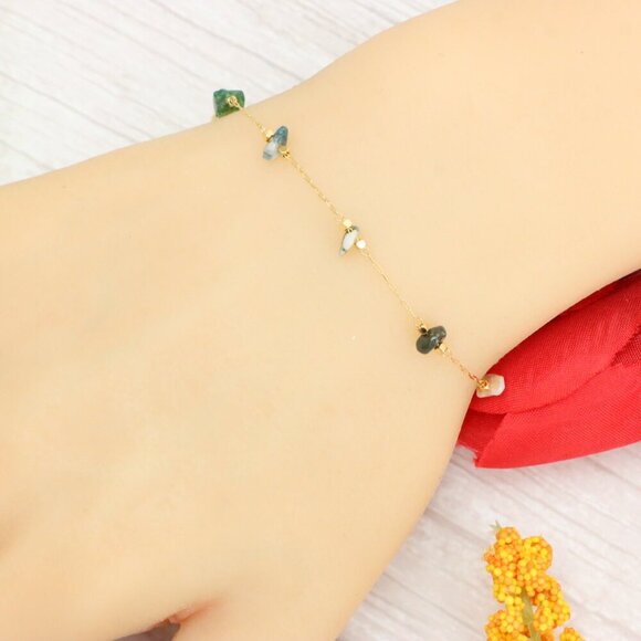 "Trendy Handmade Bracelet – A Thoughtful Gift for Girls & Women | UNVRC1491 - Picture 4 of 10